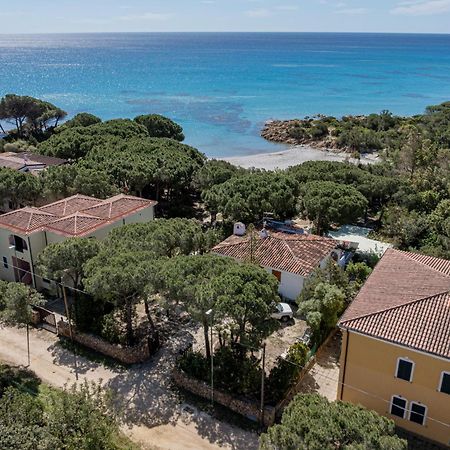 Casa Donatella, In Riva Al Mare! Villa Cala Liberotto Exteriör bild