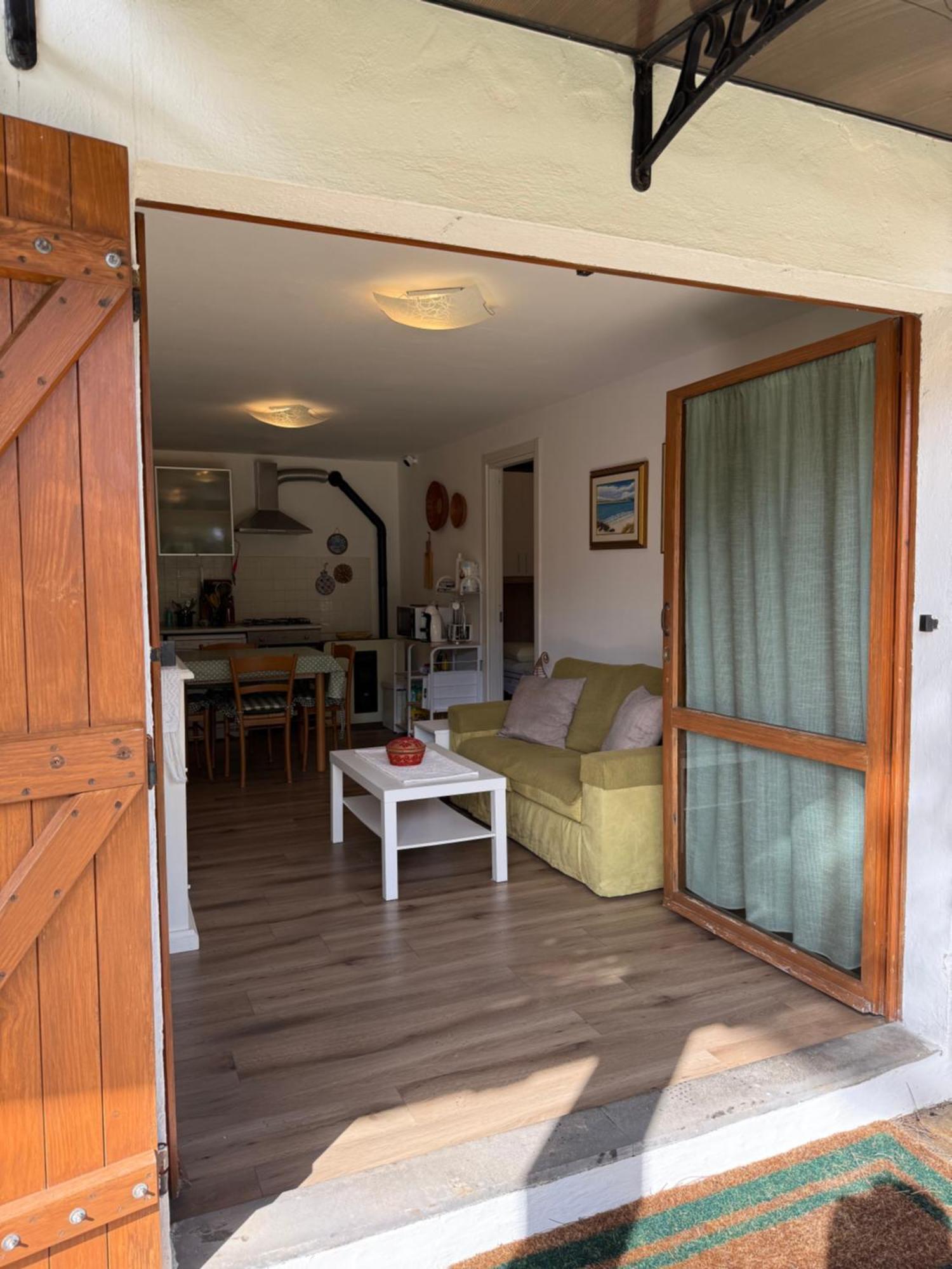 Casa Donatella, In Riva Al Mare! Villa Cala Liberotto Exteriör bild
