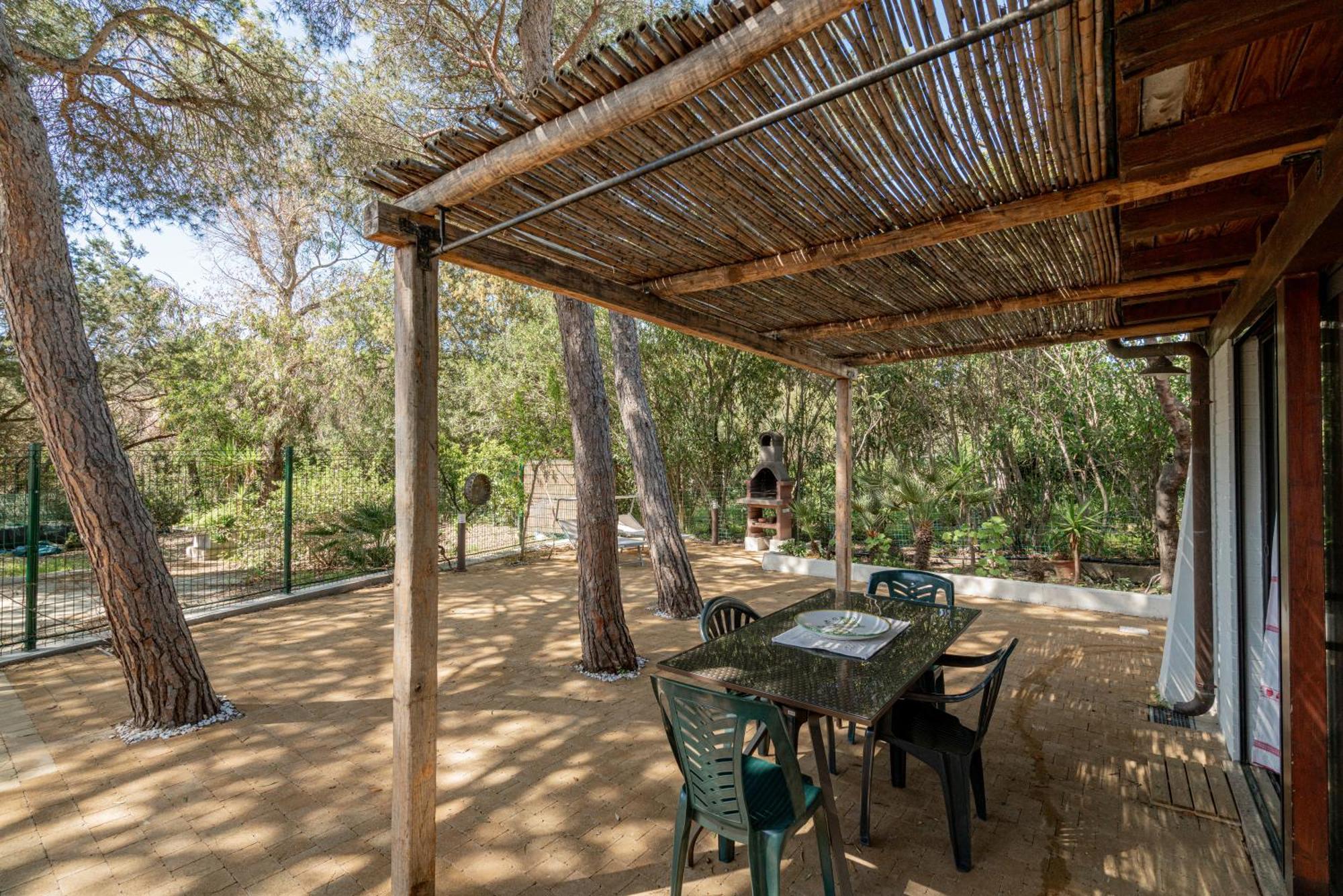 Casa Donatella, In Riva Al Mare! Villa Cala Liberotto Exteriör bild