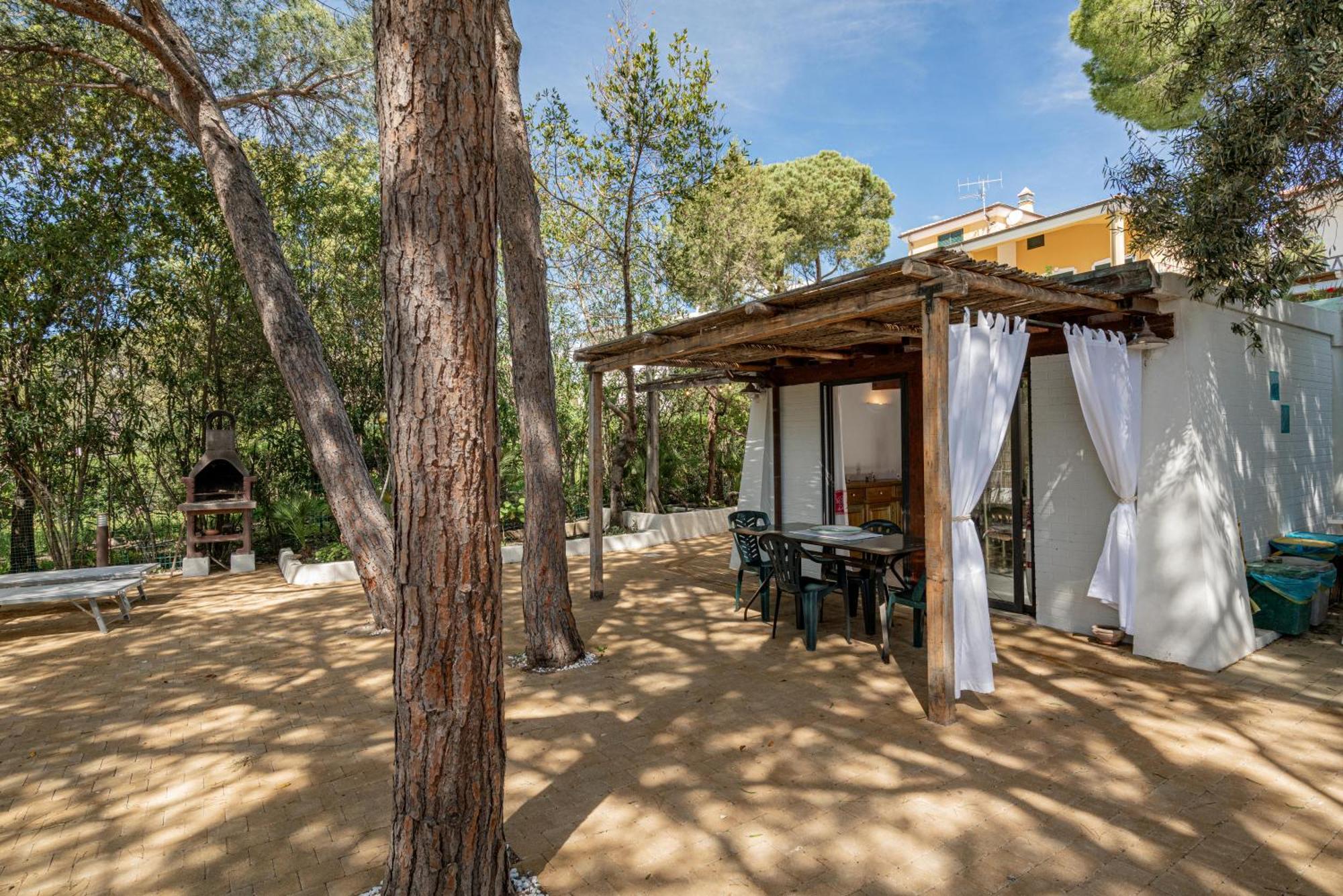 Casa Donatella, In Riva Al Mare! Villa Cala Liberotto Exteriör bild