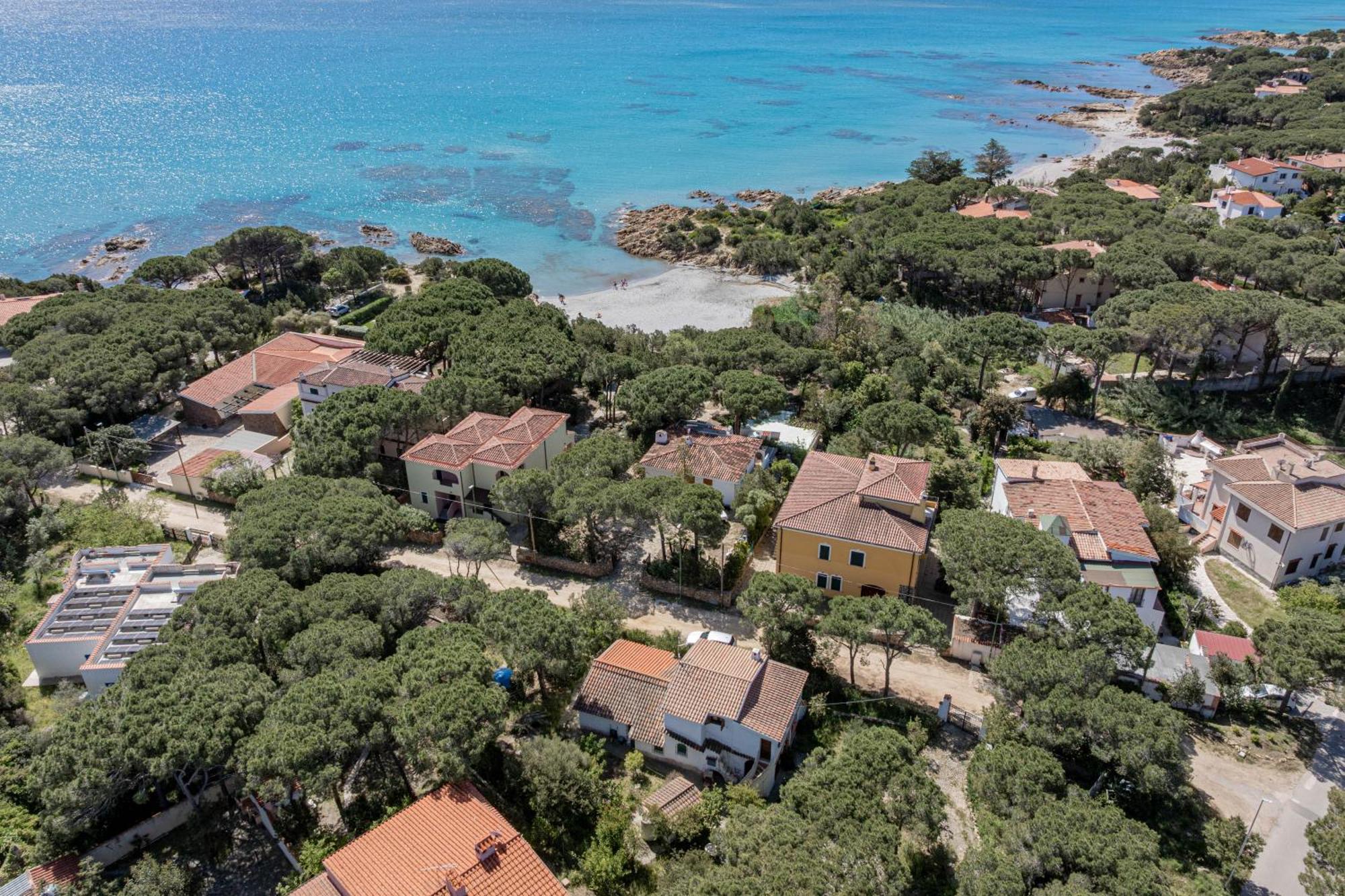 Casa Donatella, In Riva Al Mare! Villa Cala Liberotto Exteriör bild